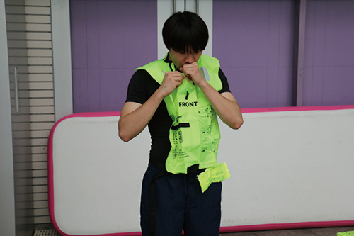 First Watch RBA-100 Micro Inflatable Emergency Vest｜作業用救命衣 
